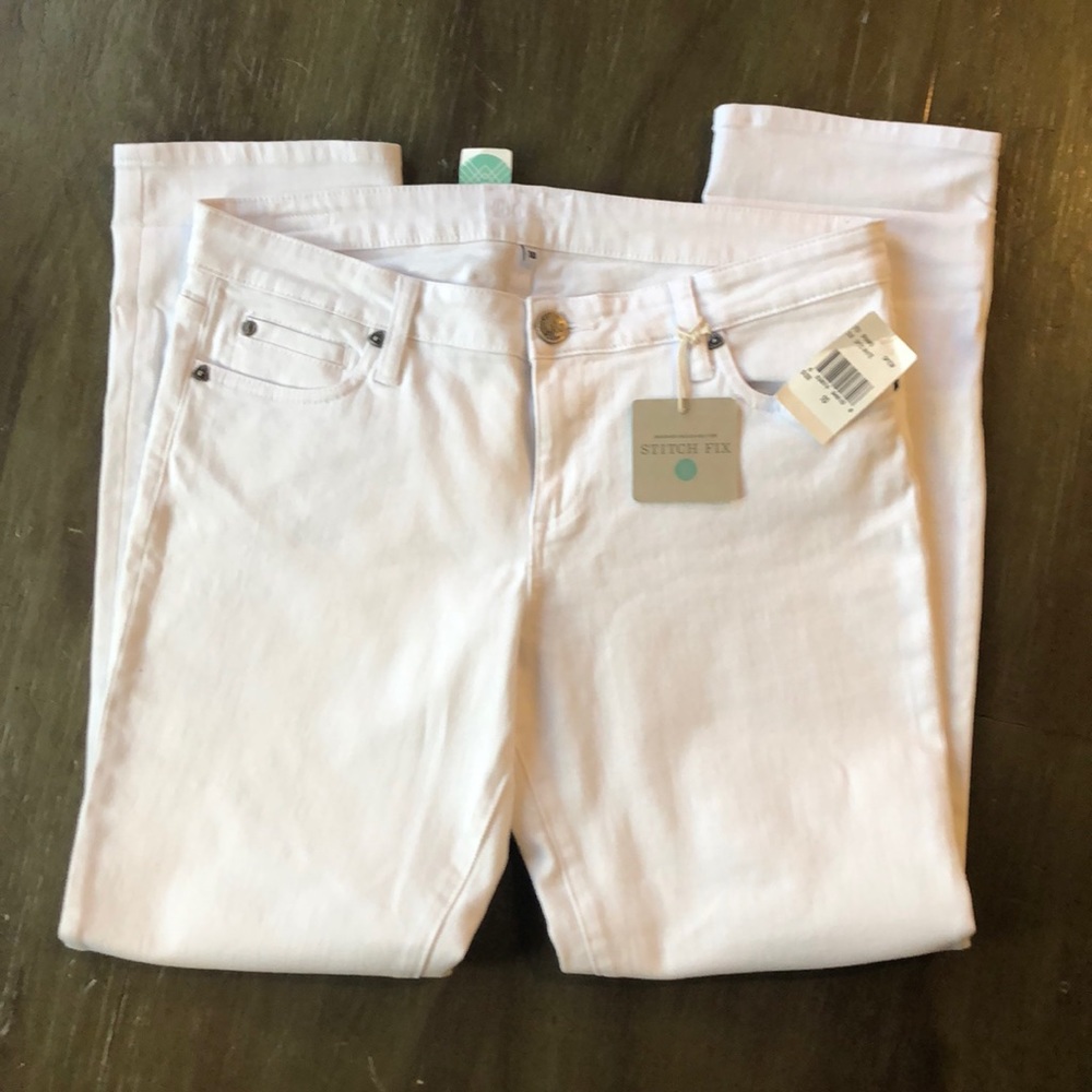 Kut from the Kloth for Stitch Fix white jeans.